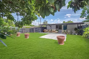 7022 SW 19th Ct, North Lauderdale, FL 33068 - Photo 5
