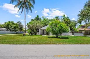 15491 SW 153rd St, Miami, FL 33187 - Photo 3