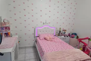 523 W 68th St, Hialeah, FL 33014 - Photo 25