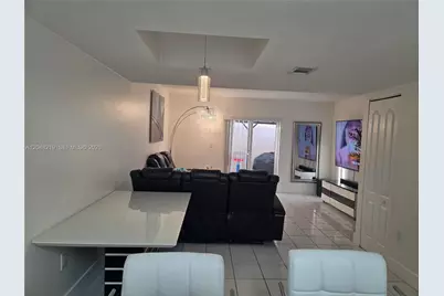 523 W 68th St #5, Hialeah, FL 33014 - Photo 13
