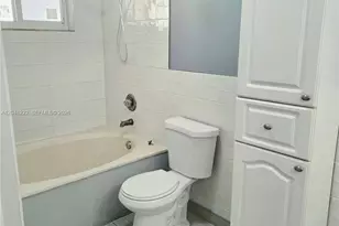 7789 W 34th Ln, Hialeah, FL 33018 - Photo 19