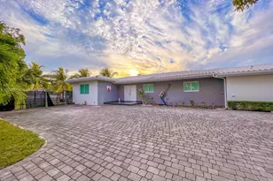 [Address not provided], North Miami, FL 33181 - Photo 1