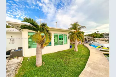 [Address not provided], North Miami, FL 33181 - Photo 7