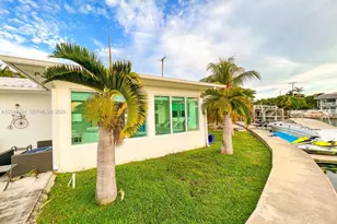 [Address not provided], North Miami, FL 33181 - Photo 7