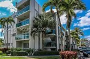 8481 Springtree Dr, Sunrise, FL 33351 - Photo 3