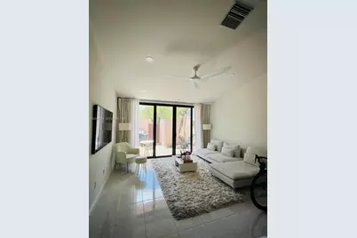1269 NW 123rd Ave, Pembroke Pines, FL 33026 - Photo 1