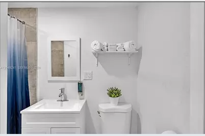 860 NW 17th Ct, Miami, FL 33125 - Photo 27
