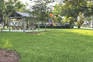 12821 SW 29th St, Miramar, FL 33027 - Photo 5