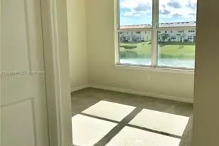 4984 Greenway Dr, Hollywood, FL 33021 - Photo 15