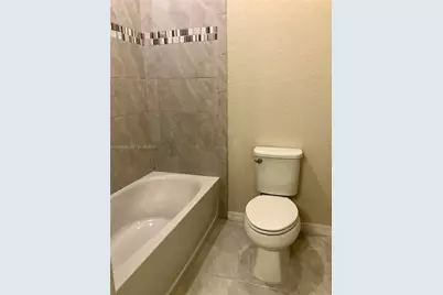 4984 Greenway Dr #, Hollywood, FL 33021 - Photo 31