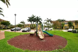 6059 SW 19th Ct, North Lauderdale, FL 33068 - Photo 3