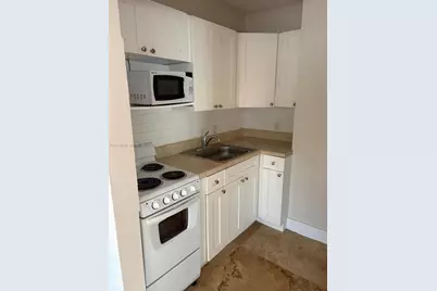544 NE 62nd St #544-8, Miami, FL 33138 - Photo 5