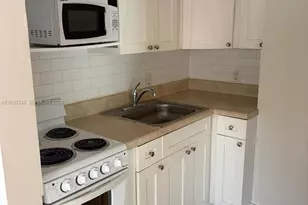 544 NE 62nd St, Miami, FL 33138 - Photo 5