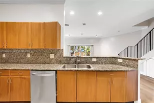 2929 SW 18th Terrace, Fort Lauderdale, FL 33315 - Photo 3