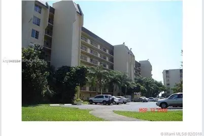 3001 W Rolling Hills Cir #701, Davie, FL 33328 - Photo 1