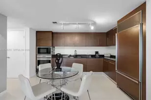 485 Brickell Ave, Miami, FL 33131 - Photo 9