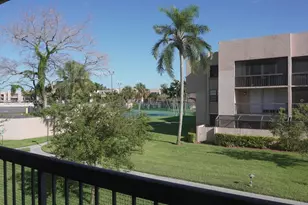 10425 SW 112th Ave, Miami, FL 33176 - Photo 21