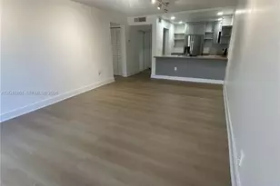 10425 SW 112th Ave, Miami, FL 33176 - Photo 3