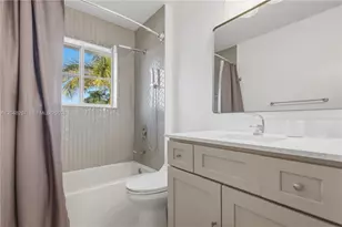 1419 Crossbill Ct, Weston, FL 33327 - Photo 37