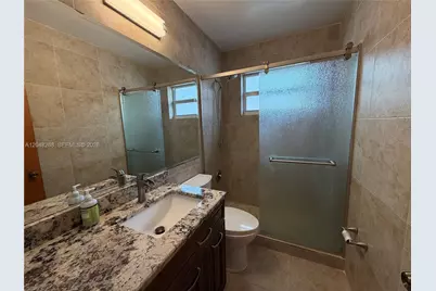 45 SE 14th St, Dania Beach, FL 33004 - Photo 9