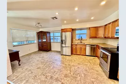 45 SE 14th St, Dania Beach, FL 33004 - Photo 3