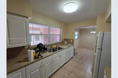 6130 Funston St #N, Hollywood, FL 33023 - Photo 17