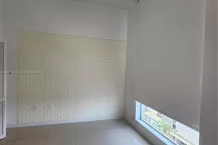 7825 NW 107th Ave, Doral, FL 33178 - Photo 25