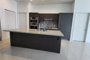 7825 NW 107th Ave, Doral, FL 33178 - Photo 3