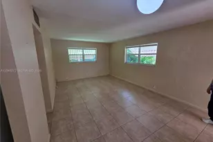 6130 Funston St, Hollywood, FL 33023 - Photo 13