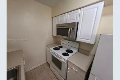 6130 Funston St #S, Hollywood, FL 33023 - Photo 11