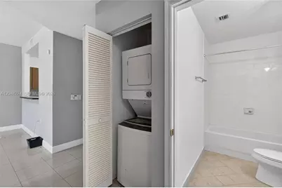 652 NE 63rd St #103, Miami, FL 33138 - Photo 13