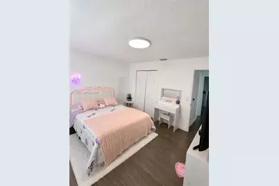 9170 NW 24th Pl, Sunrise, FL 33322 - Photo 7