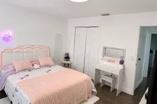 9170 NW 24th Pl, Sunrise, FL 33322 - Photo 7