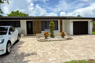 9170 NW 24th Pl, Sunrise, FL 33322 - Photo 3