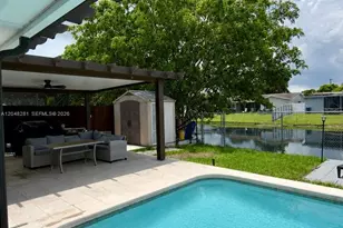 9170 NW 24th Pl, Sunrise, FL 33322 - Photo 17