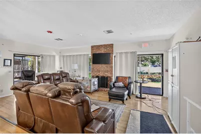 12104 Landing Way, Cooper City, FL 33026 - Photo 5