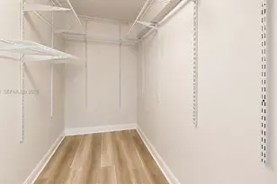 900 SW 8th St, Miami, FL 33130 - Photo 9