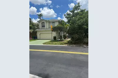 10386 NW 7th St, Coral Springs, FL 33071 - Photo 1