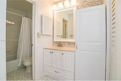 130 Cypress Club Dr #324, Pompano Beach, FL 33060 - Photo 33