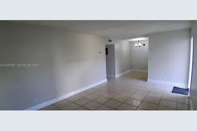 711 NE 2nd Ave #102, Fort Lauderdale, FL 33304 - Photo 17
