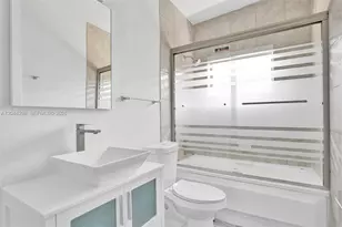 19260 NE 22nd Ave, North Miami Beach, FL 33180 - Photo 33
