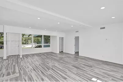 19260 NE 22nd Ave, North Miami Beach, FL 33180 - Photo 39