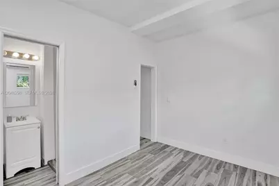 19260 NE 22nd Ave, North Miami Beach, FL 33180 - Photo 57