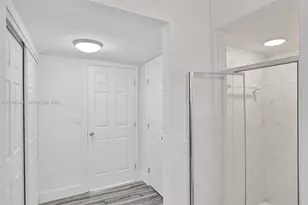 19260 NE 22nd Ave, North Miami Beach, FL 33180 - Photo 23