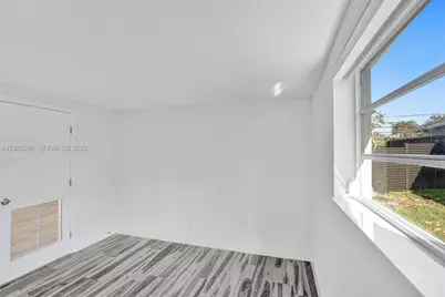 19260 NE 22nd Ave, North Miami Beach, FL 33180 - Photo 27