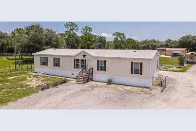 585 S Lindero St, Clewiston, FL 33440 - Photo 1