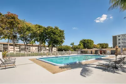1000 Hillcrest Ct #303, Hollywood, FL 33021 - Photo 19