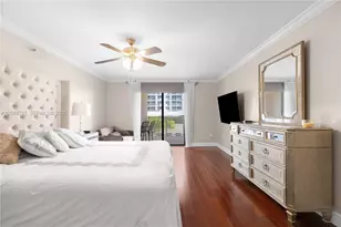 6423 Collins Ave, Miami Beach, FL 33141 - Photo 33