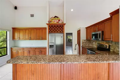 9496 Sun Pointe Dr, Boynton Beach, FL 33437 - Photo 11