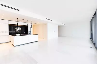 300 Biscayne Boulevard Way #2702E, Miami, FL 33131 - Photo 1